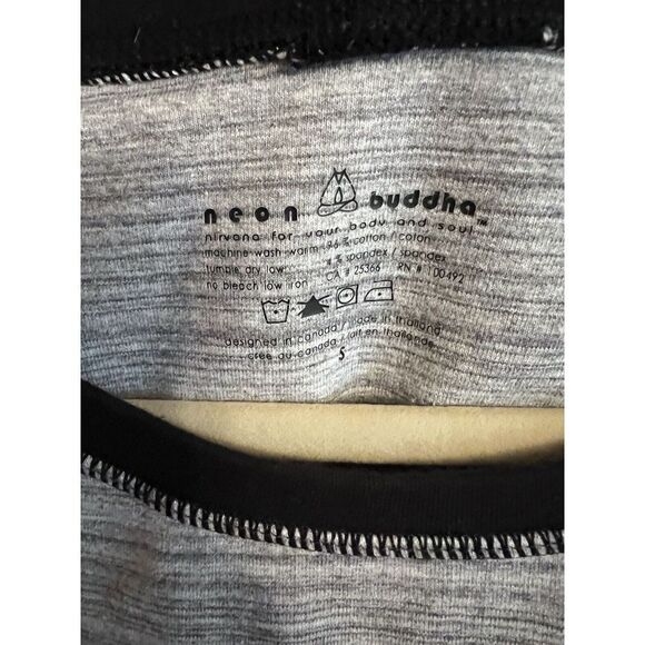 Neon Buddha sweatshirt gray w/ black trim zipper detail crew neck size small - Picture 3 of 6